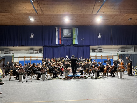 Miklavžev koncert Koroških simfonikov 2025 (1)